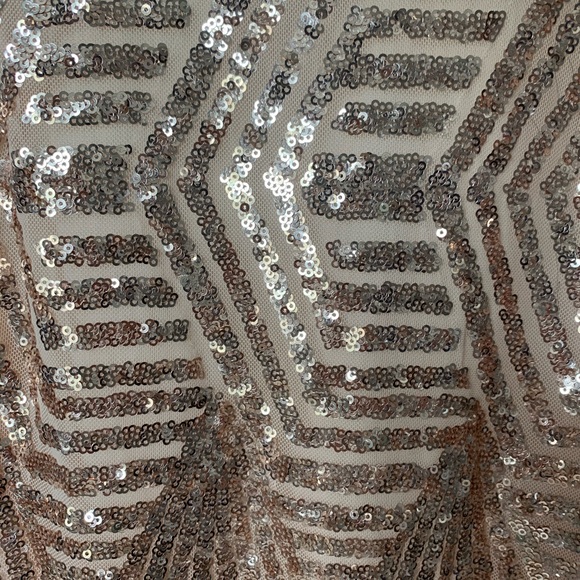 Backless sequin dress - Champagne colour - Picture 2 of 4